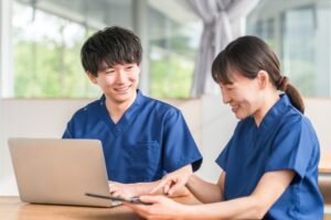 “売り込み”に見えないのに、リピートに繋がる。ニュースレター魔法の文章術